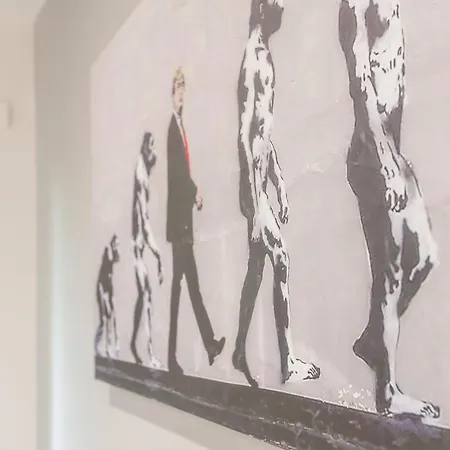 Spacious Retreat Near Centre - Pass The Keys